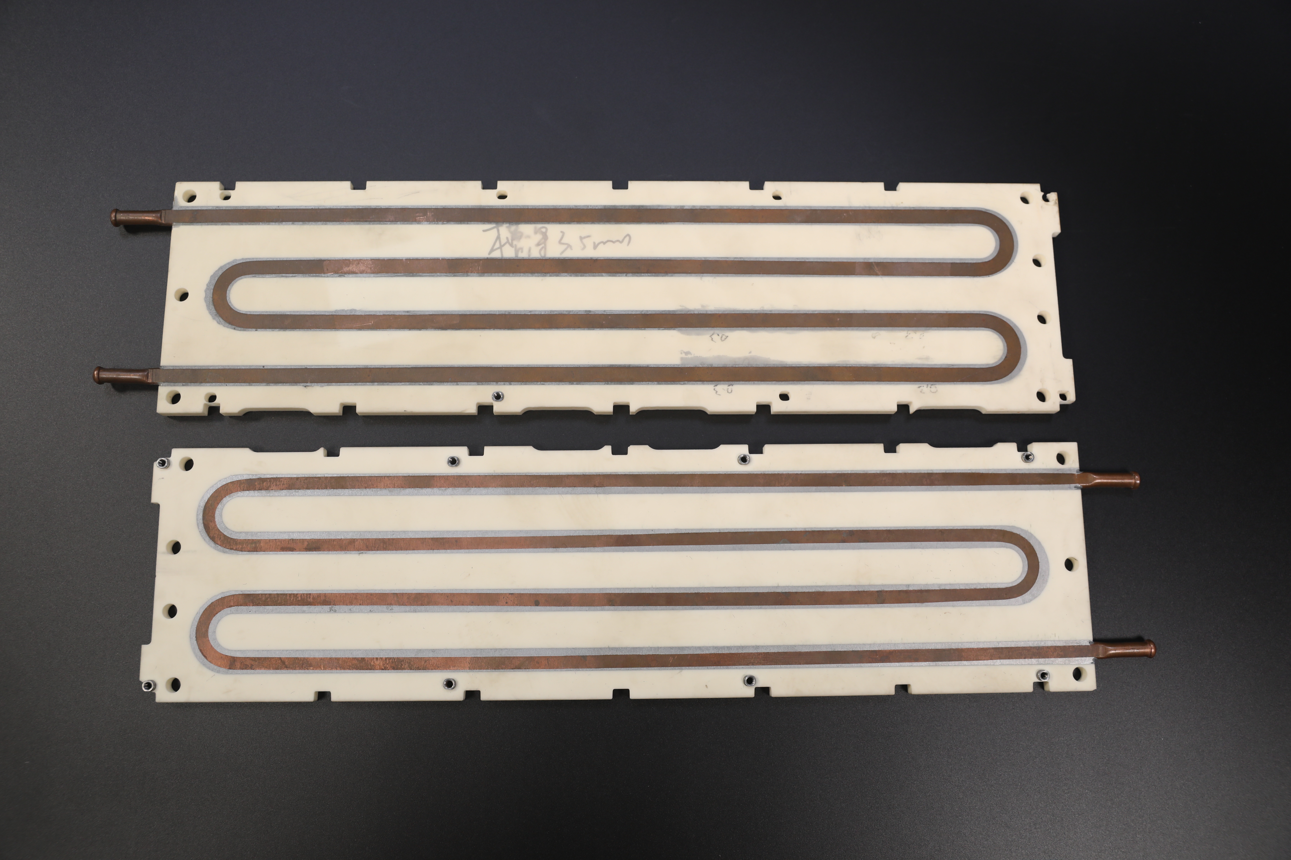 氧化鋁陶瓷水冷板